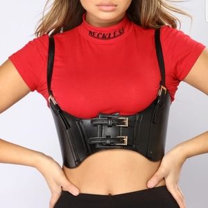 Fashion belt black w gold buckles